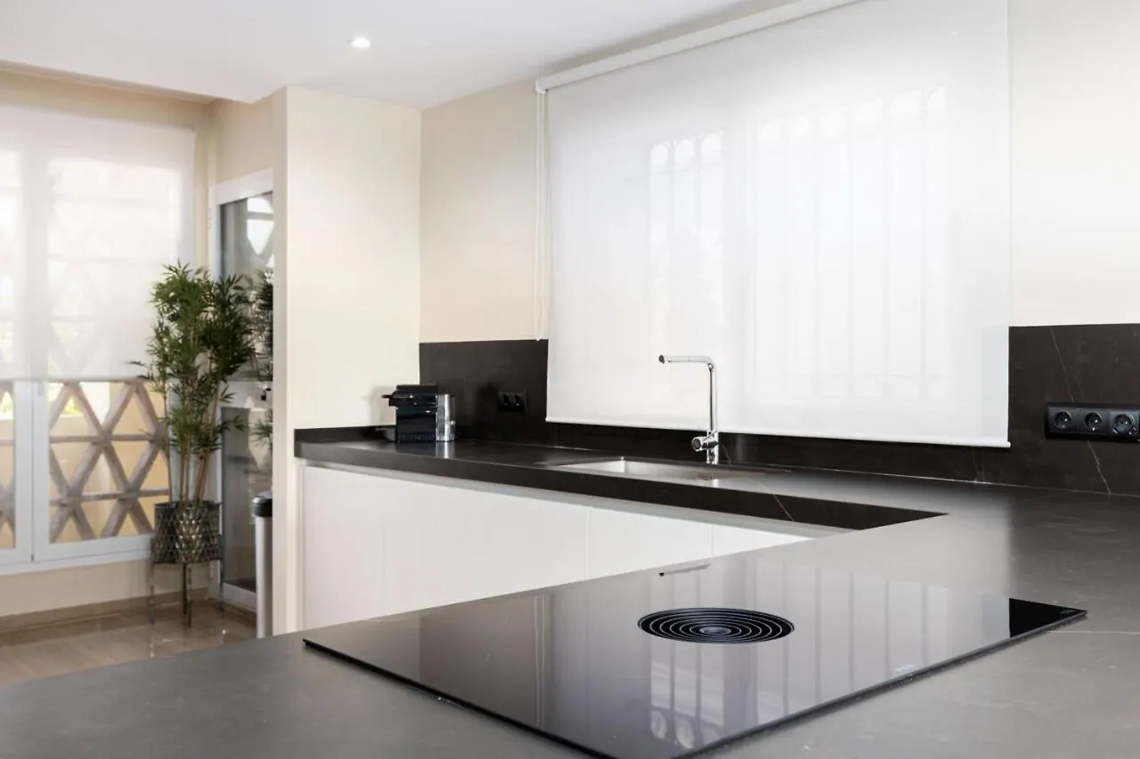 Homeforguest Front Line Beach Apartment In Hacienda Playa Marbella Spain