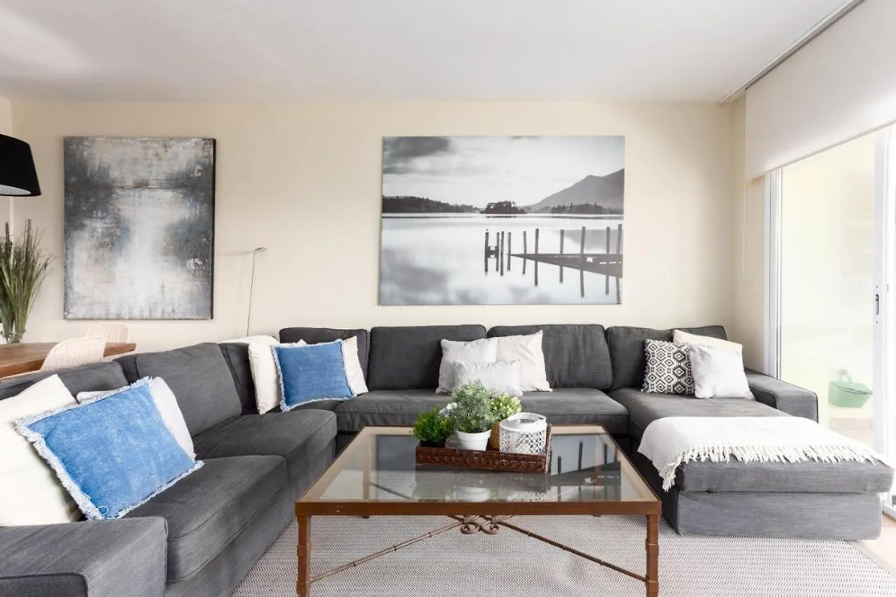 Homeforguest Front Line Beach Apartment In Hacienda Playa 마르베야