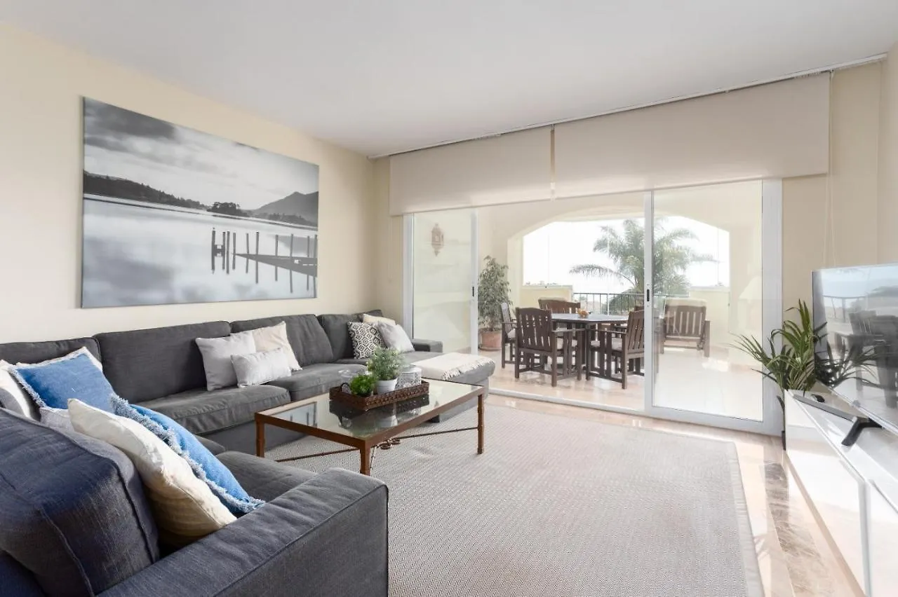 Homeforguest Front Line Beach Apartment In Hacienda Playa Marbella