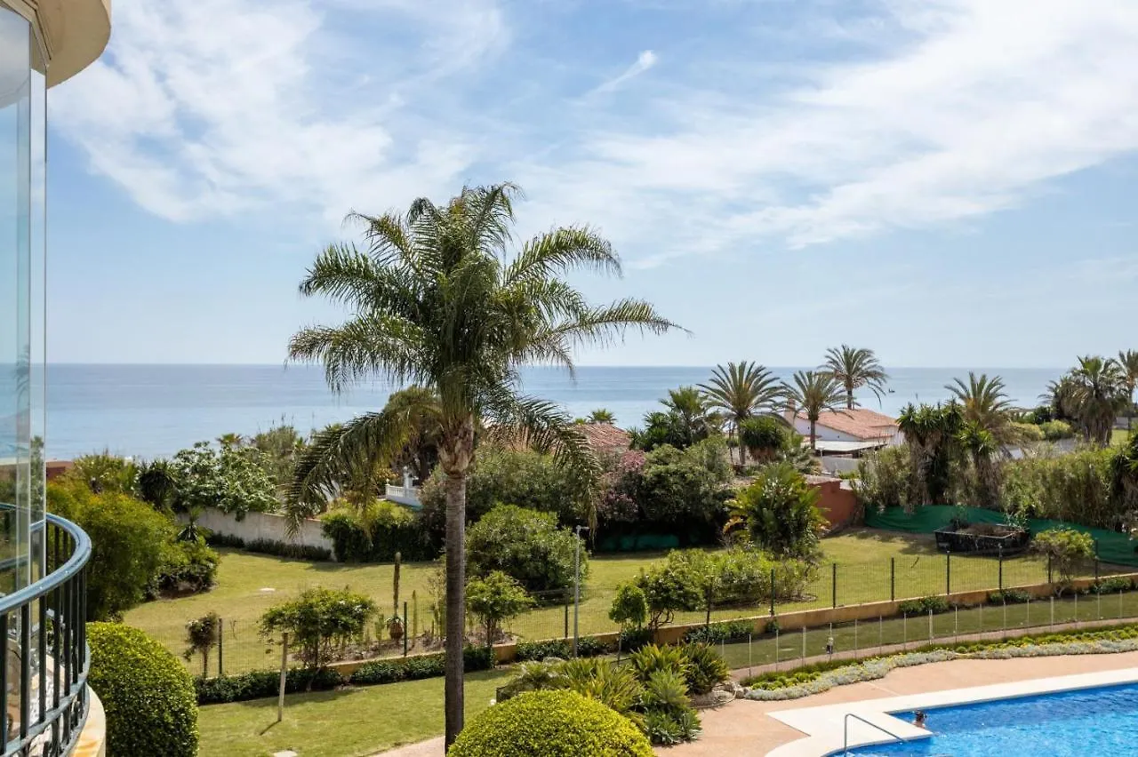 Homeforguest Front Line Beach Apartment In Hacienda Playa Marbella