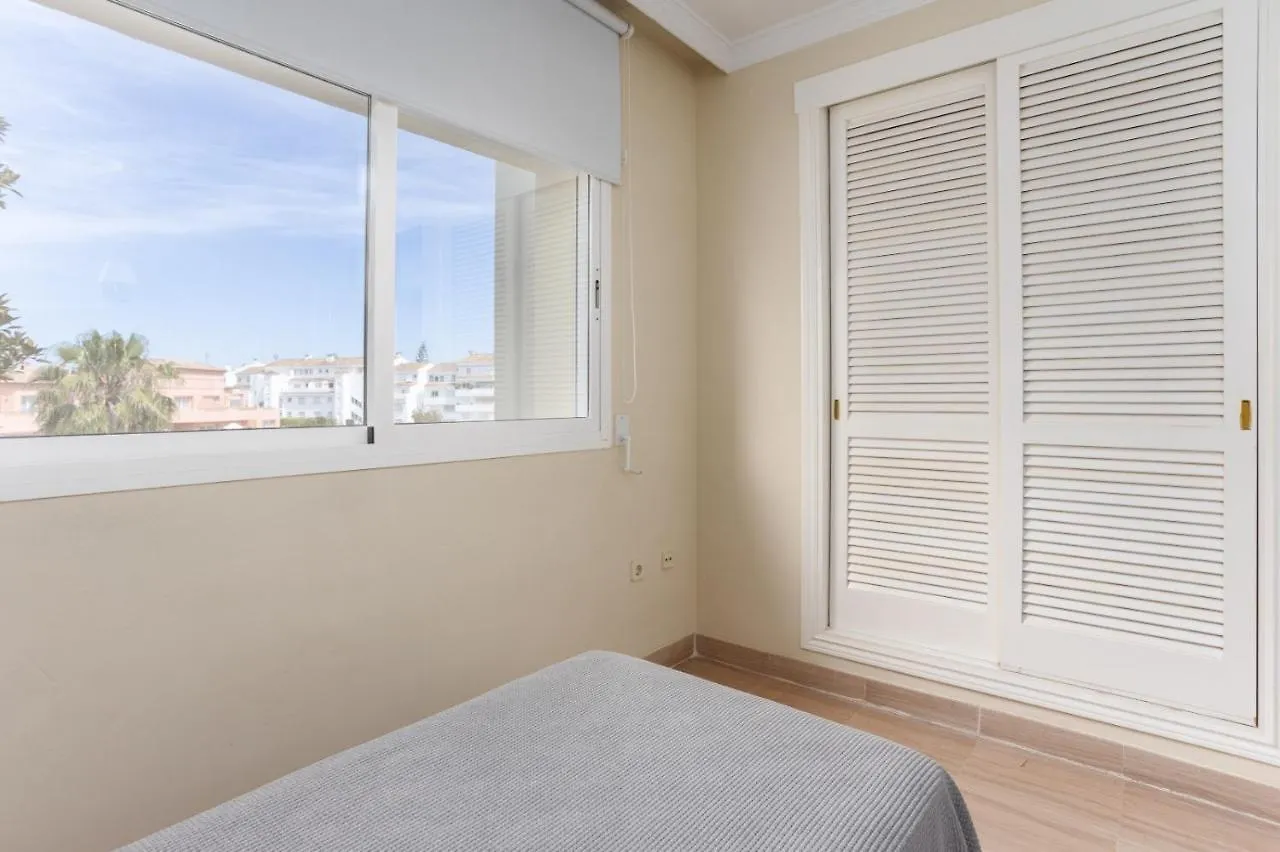Homeforguest Front Line Beach Apartment In Hacienda Playa Marbella 0*,  Spain