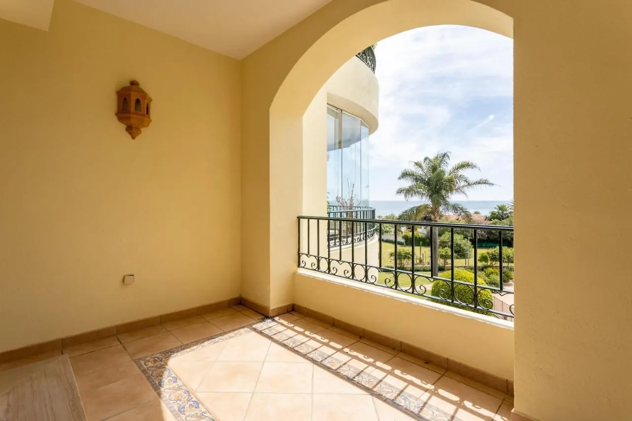 Homeforguest Front Line Beach Apartment In Hacienda Playa 마르베야