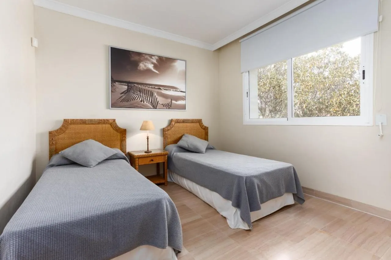 Homeforguest Front Line Beach Apartment In Hacienda Playa Marbella