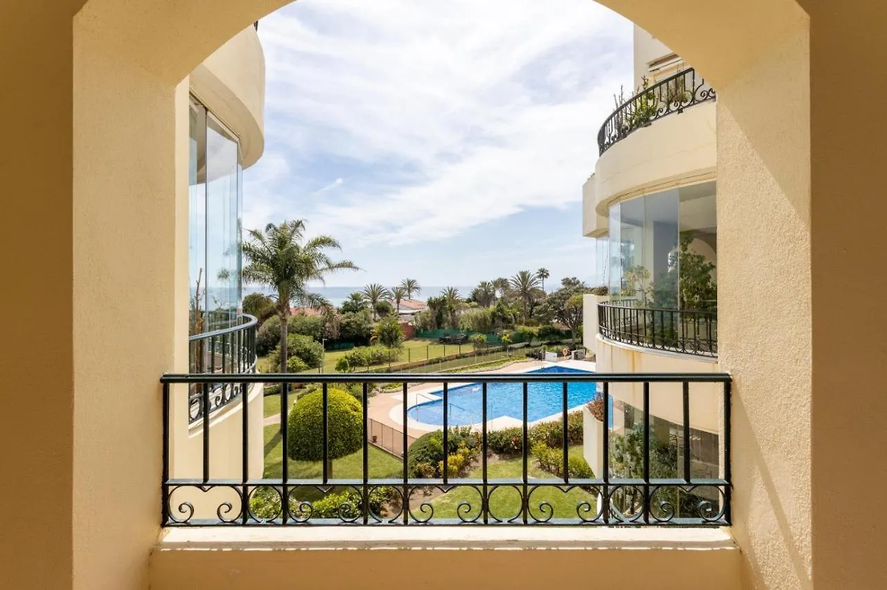 Homeforguest Front Line Beach Apartment In Hacienda Playa 마르베야